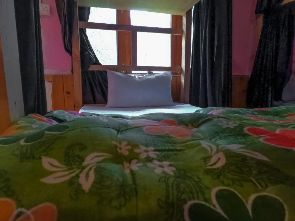 Indian Backpackers Hostel Manali  Ngoại thất bức ảnh