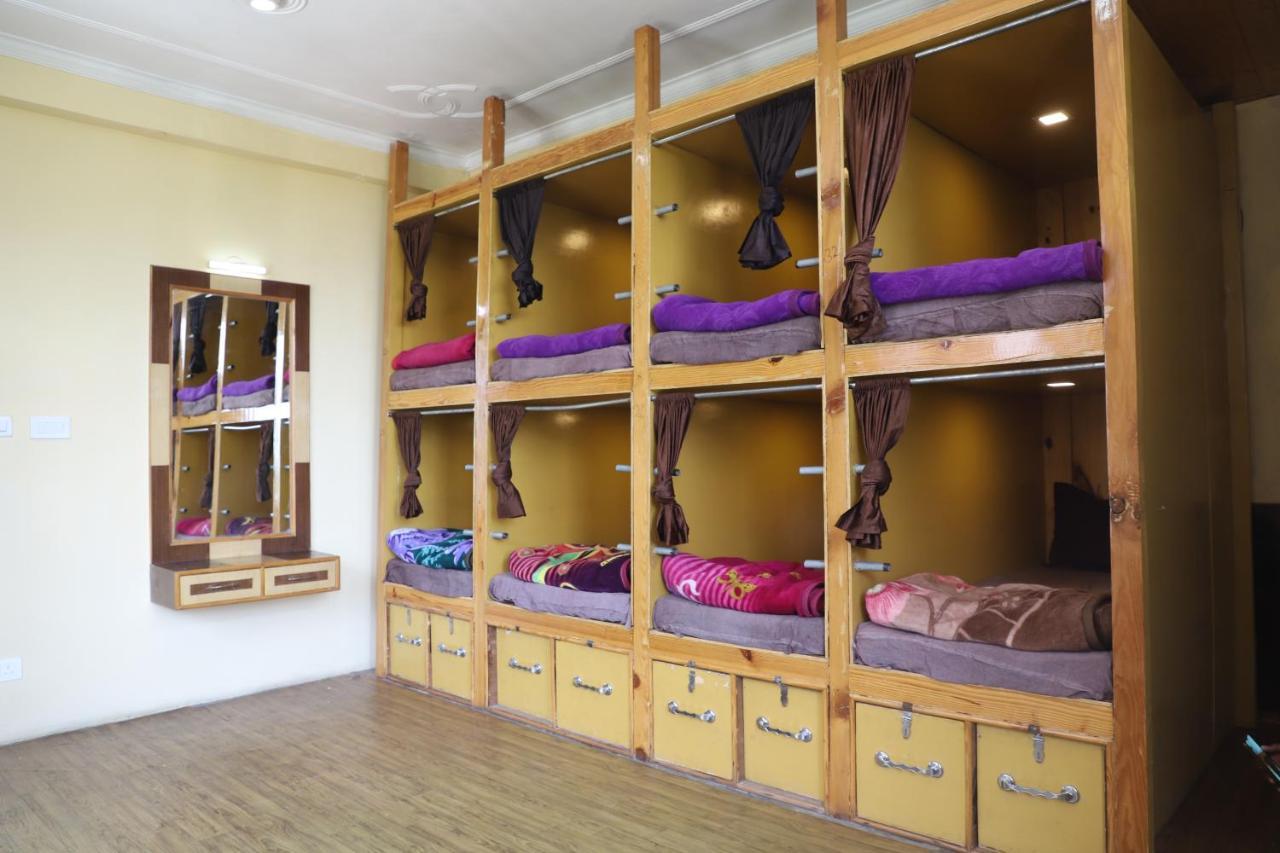 Indian Backpackers Hostel Manali  Ngoại thất bức ảnh